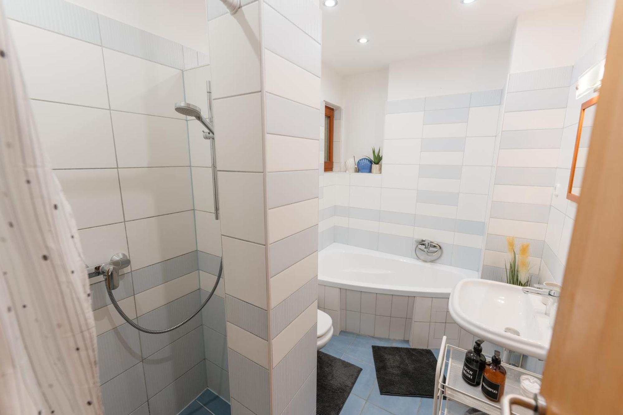 Appartement Panorama à Győr Extérieur photo